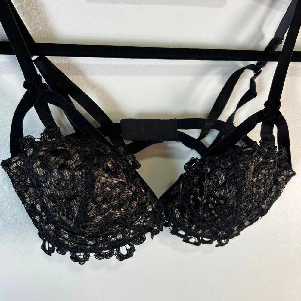Dita Von Teese Black Lace Cage Strap Underwire Bra 32B‎ D58457 Boudir Sexy Lace